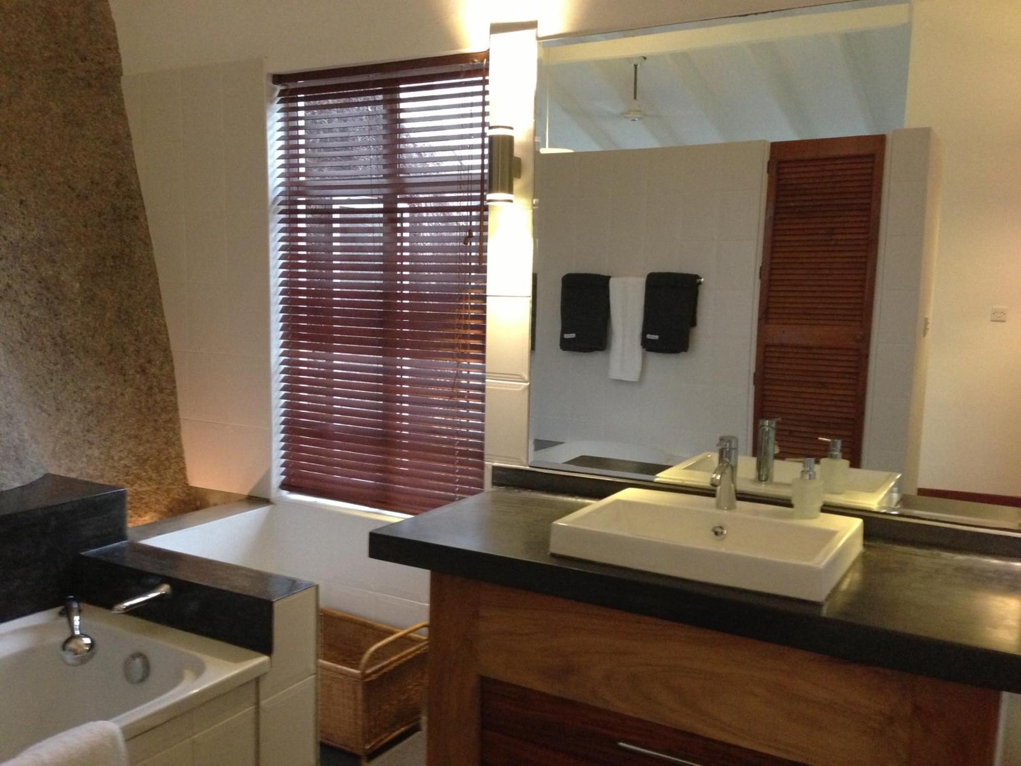 Hillcrest Villas Glacis  Luaran gambar
